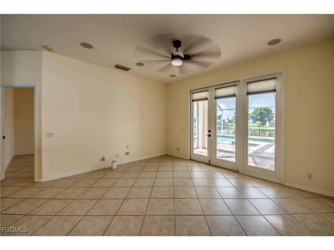 2060 Cape Heather Circle Cape Coral FL 33991 2025009652 image13