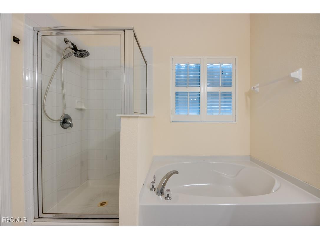 2060 Cape Heather Circle Cape Coral FL 33991 2025009652 image17