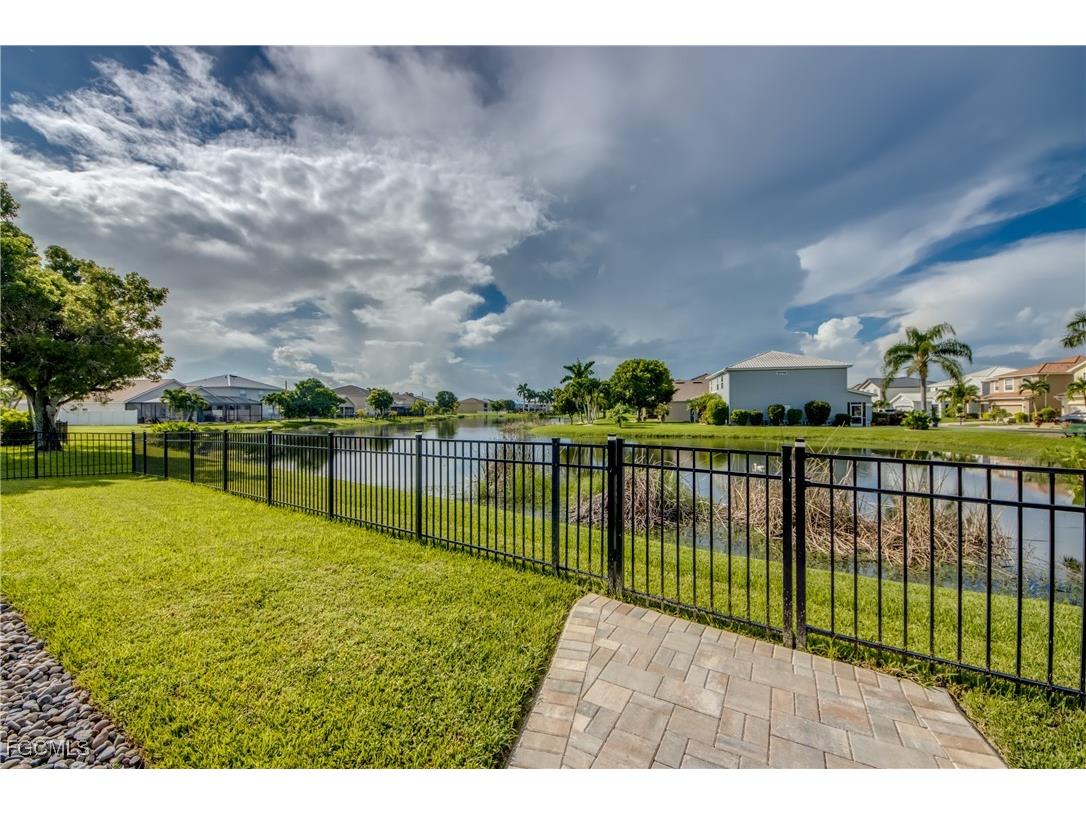 2060 Cape Heather Circle Cape Coral FL 33991 2025009652 image33