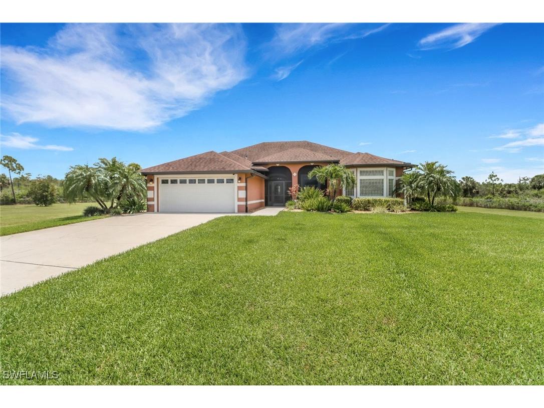 2060 Desoto Boulevard N Naples FL 34120 225057315 image1