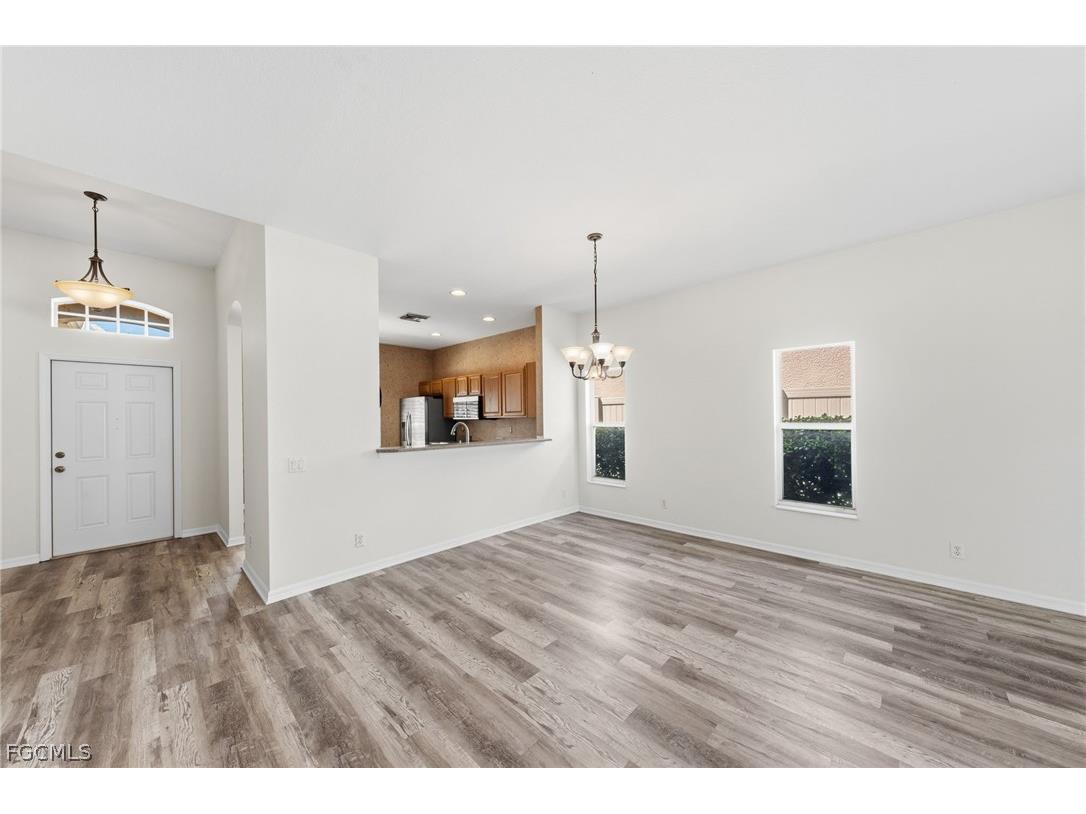 2061 Cape Heather Circle Cape Coral FL 33991 2026002424 image12