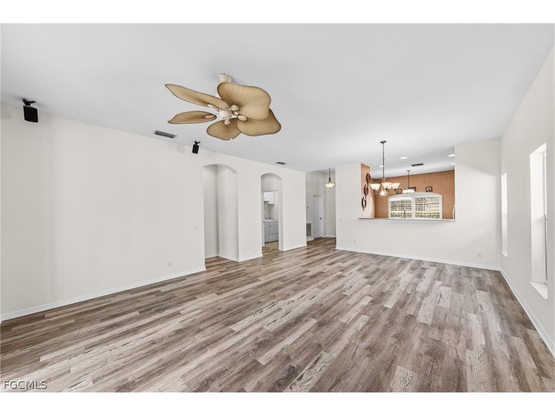2061 Cape Heather Circle Cape Coral FL 33991 2026002424 image15