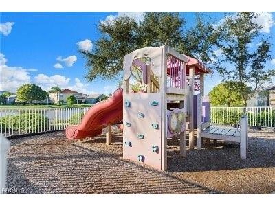 2061 Cape Heather Circle Cape Coral FL 33991 2026002424 image40
