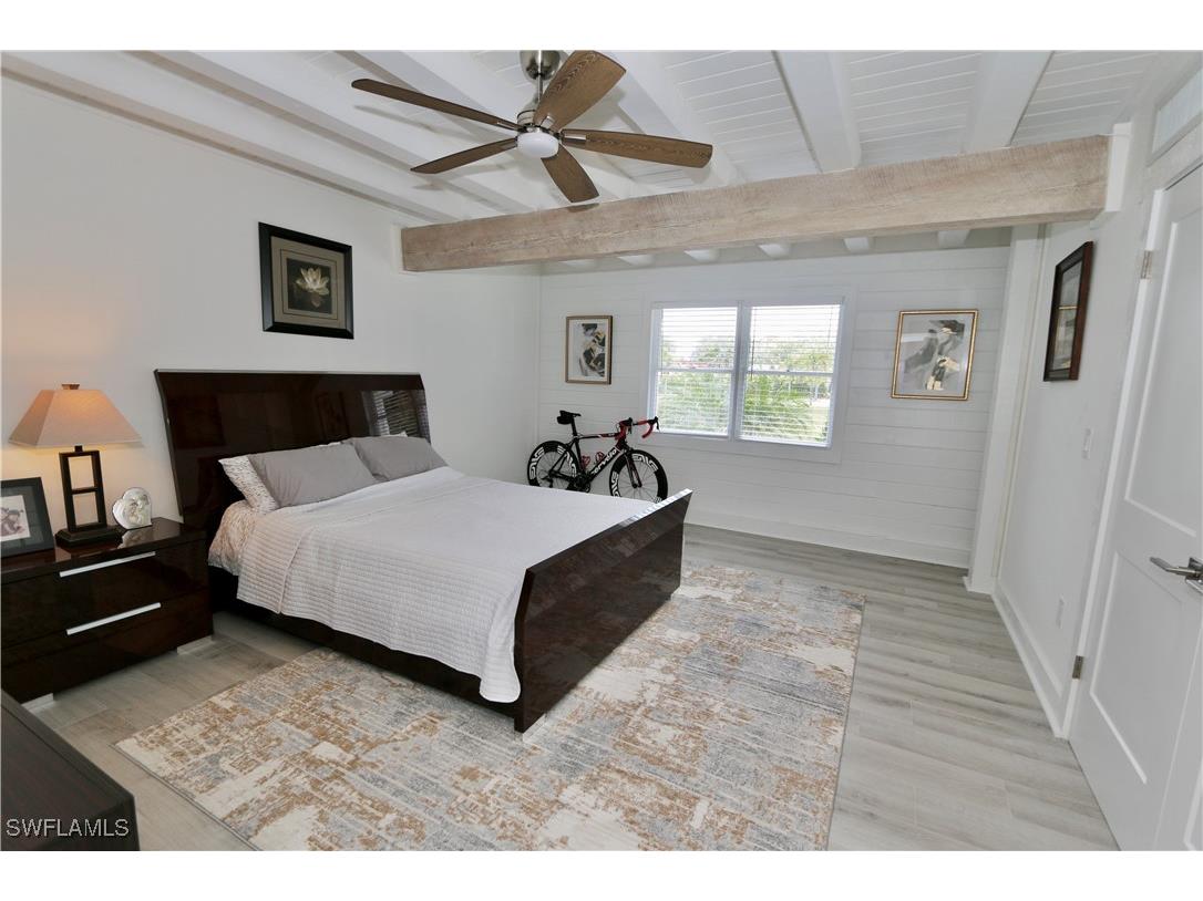 2061 Santa Barbara Boulevard Naples FL 34116 225082562 image17