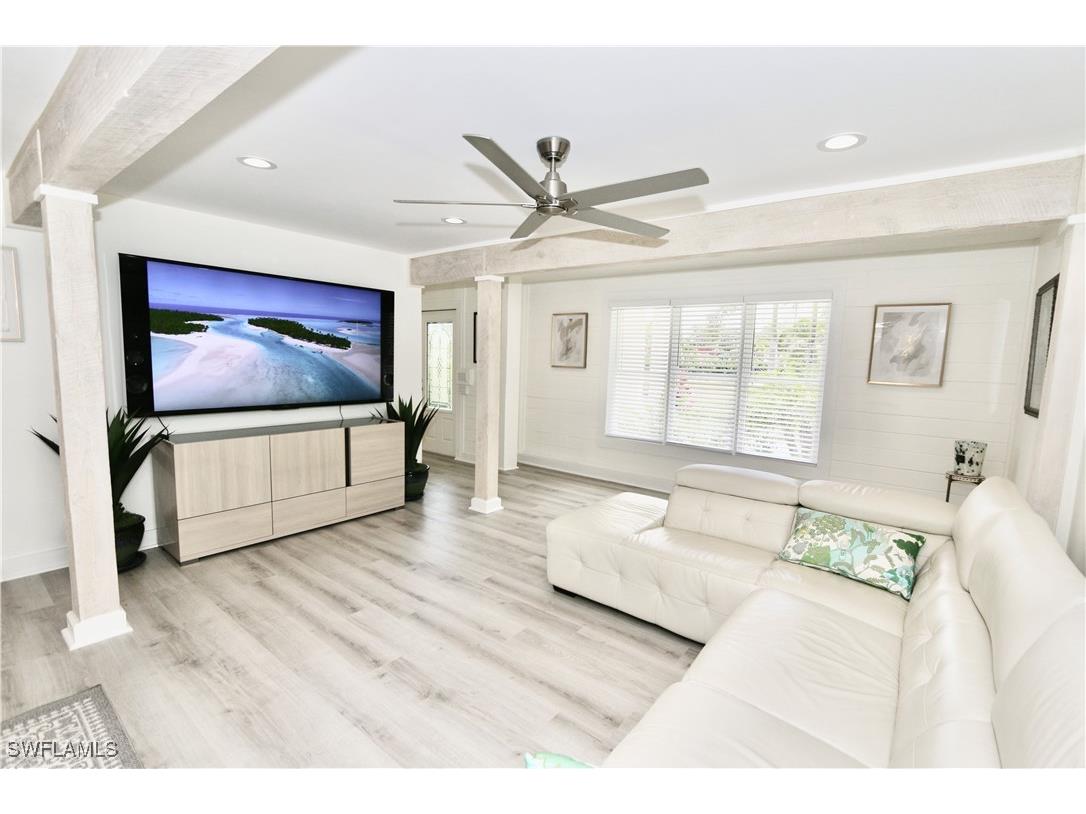 2061 Santa Barbara Boulevard Naples FL 34116 225082562 image20