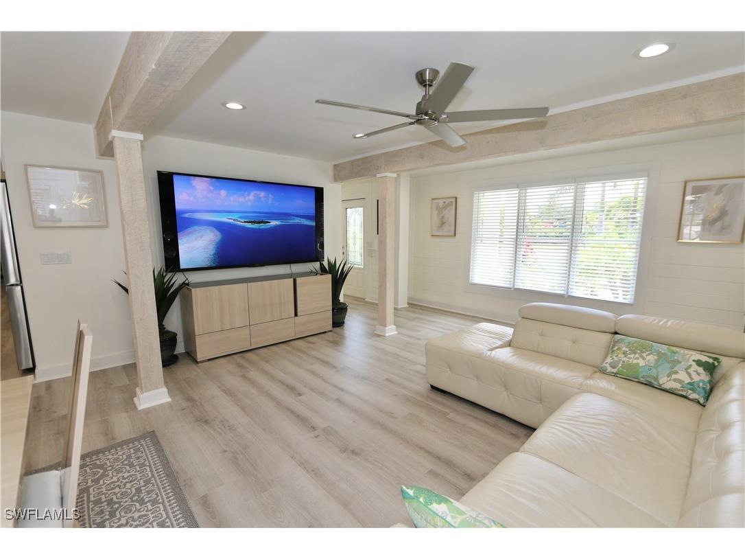 2061 Santa Barbara Boulevard Naples FL 34116 225082562 image21