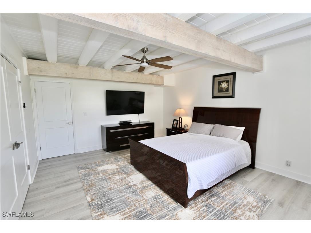 2061 Santa Barbara Boulevard Naples FL 34116 225082562 image23