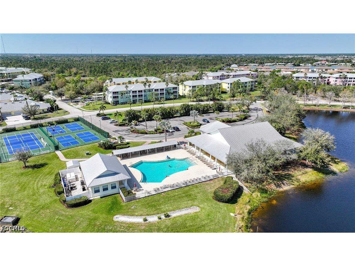 2061 Willow Hammock Circle #105 Punta Gorda FL 33983 2026024440 image4