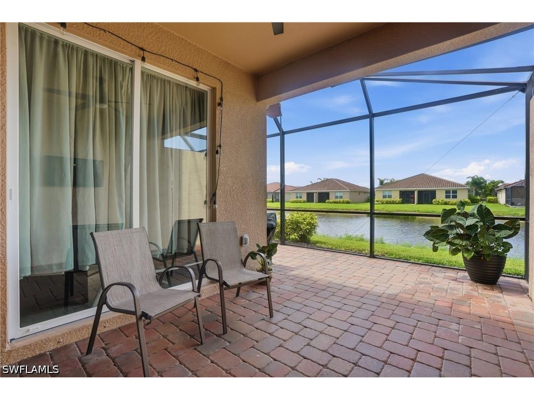 2062 Tamarron Lane Naples FL 34120 226022542 image17
