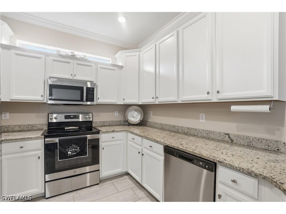 2062 Tamarron Lane Naples FL 34120 226022542 image7