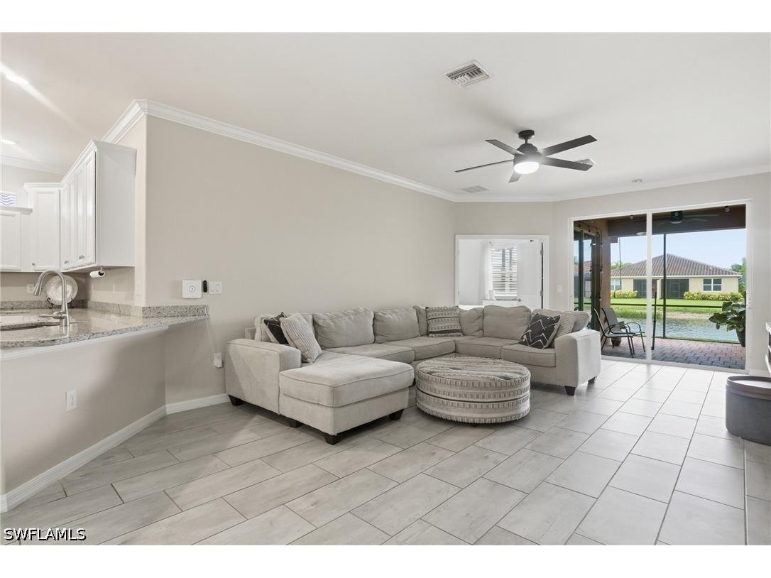 2062 Tamarron Lane Naples FL 34120 226022542 image8