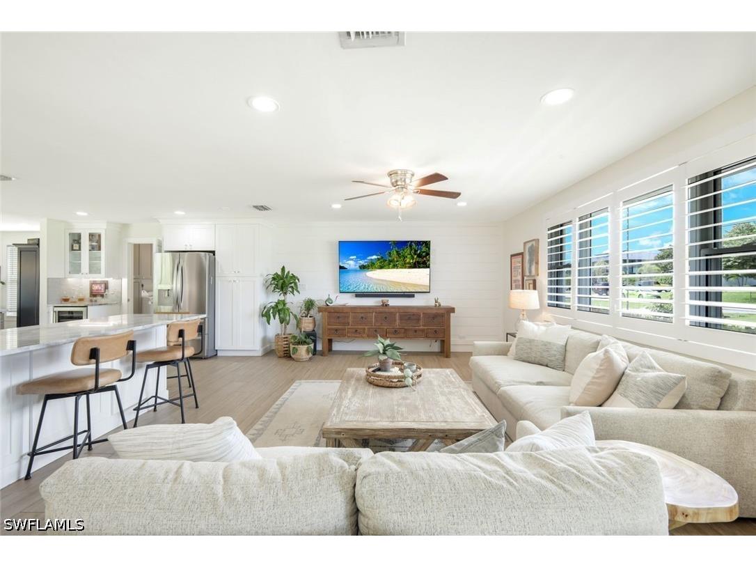 20621 Pine Tree Lane Estero FL 33928 226014750 image2