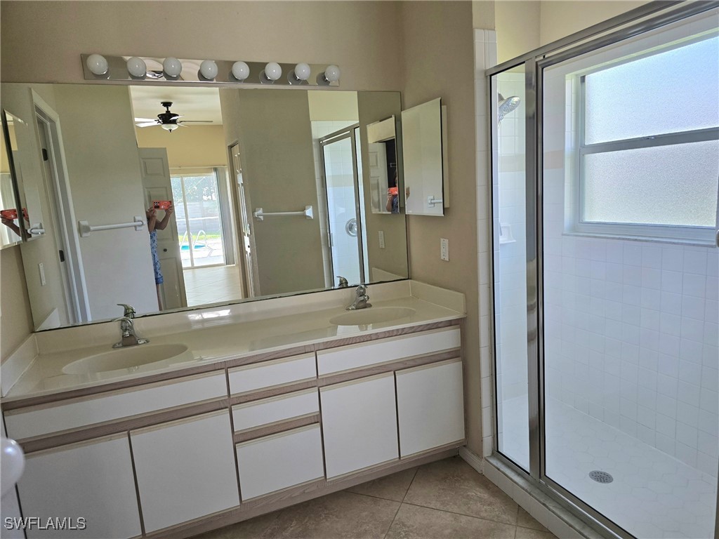 2063 Imperial Circle Naples FL 34110 226000862 image11