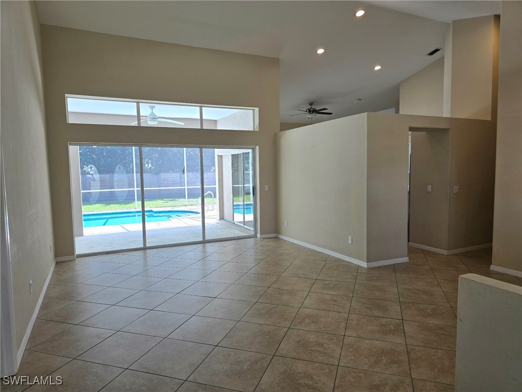 2063 Imperial Circle Naples FL 34110 226000862 image8