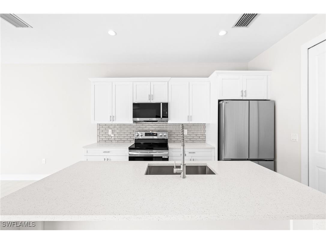 2064 55th Terrace SW Naples FL 34116 226001296 image8