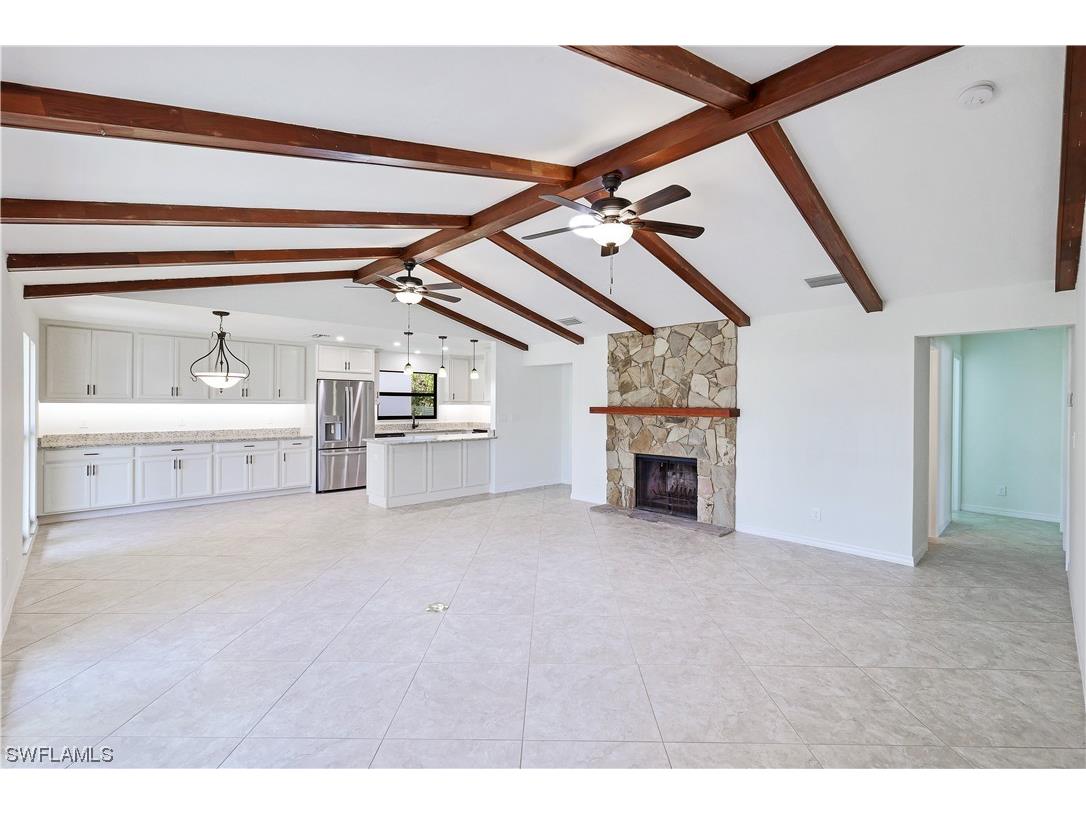 20640 Pine Tree Lane Estero FL 33928 223022559 image1