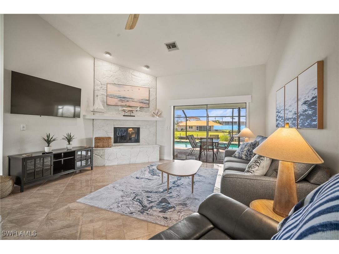 20640 Porthole Court Estero FL 33928 225077463 image4