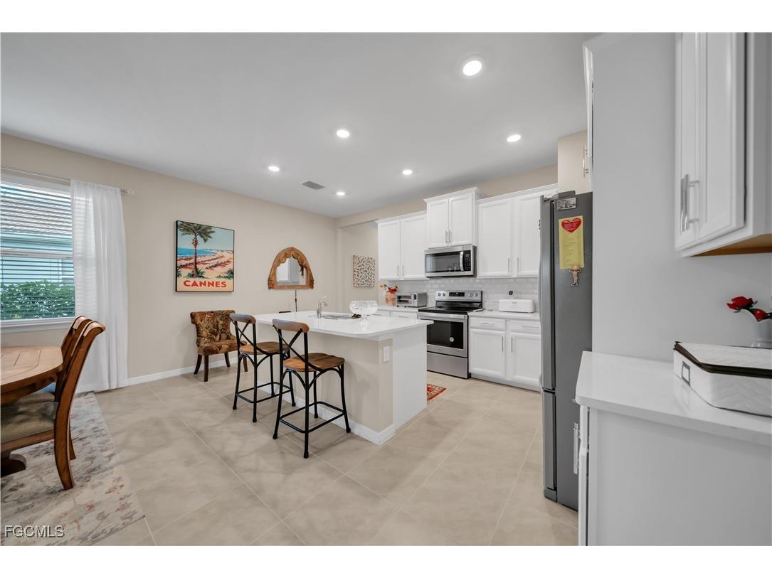 2065 Summersweet Drive Alva FL 33920 2025012017 image1