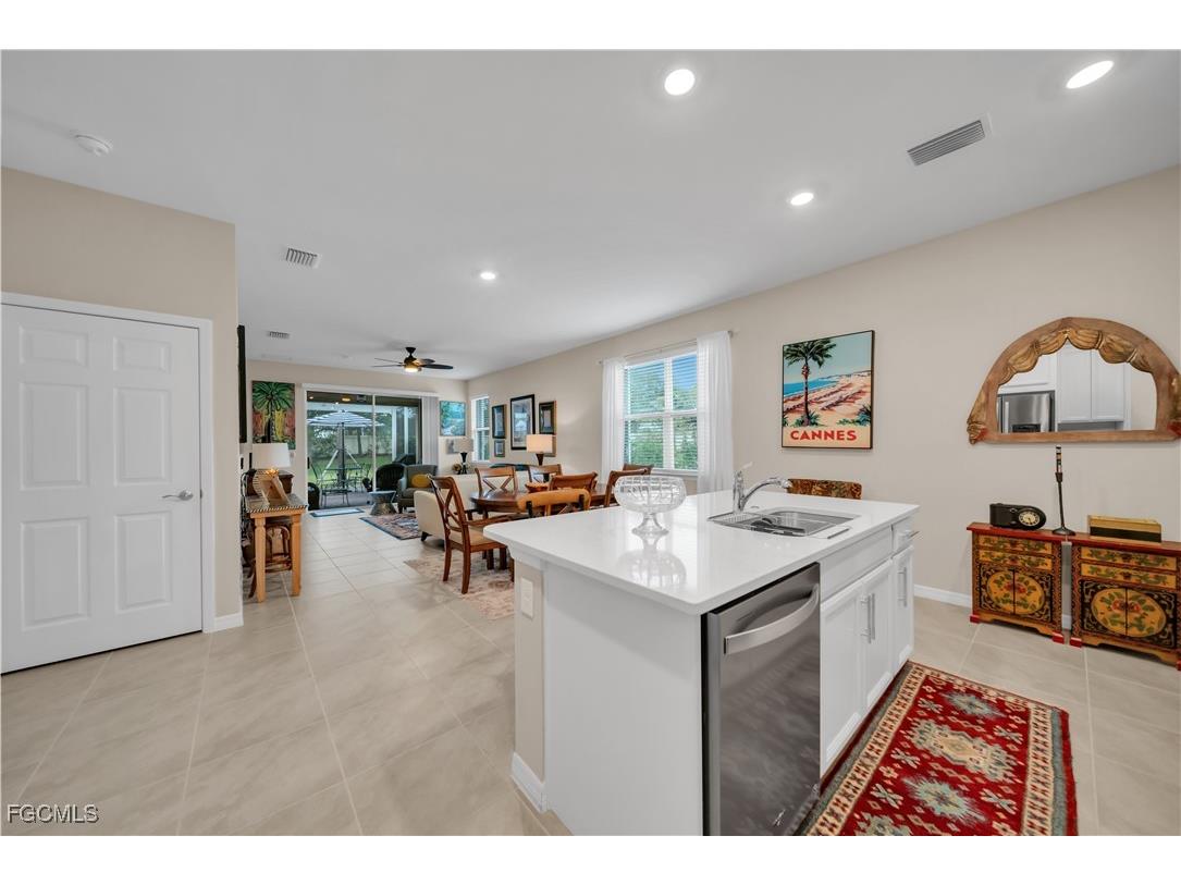 2065 Summersweet Drive Alva FL 33920 2025012017 image4