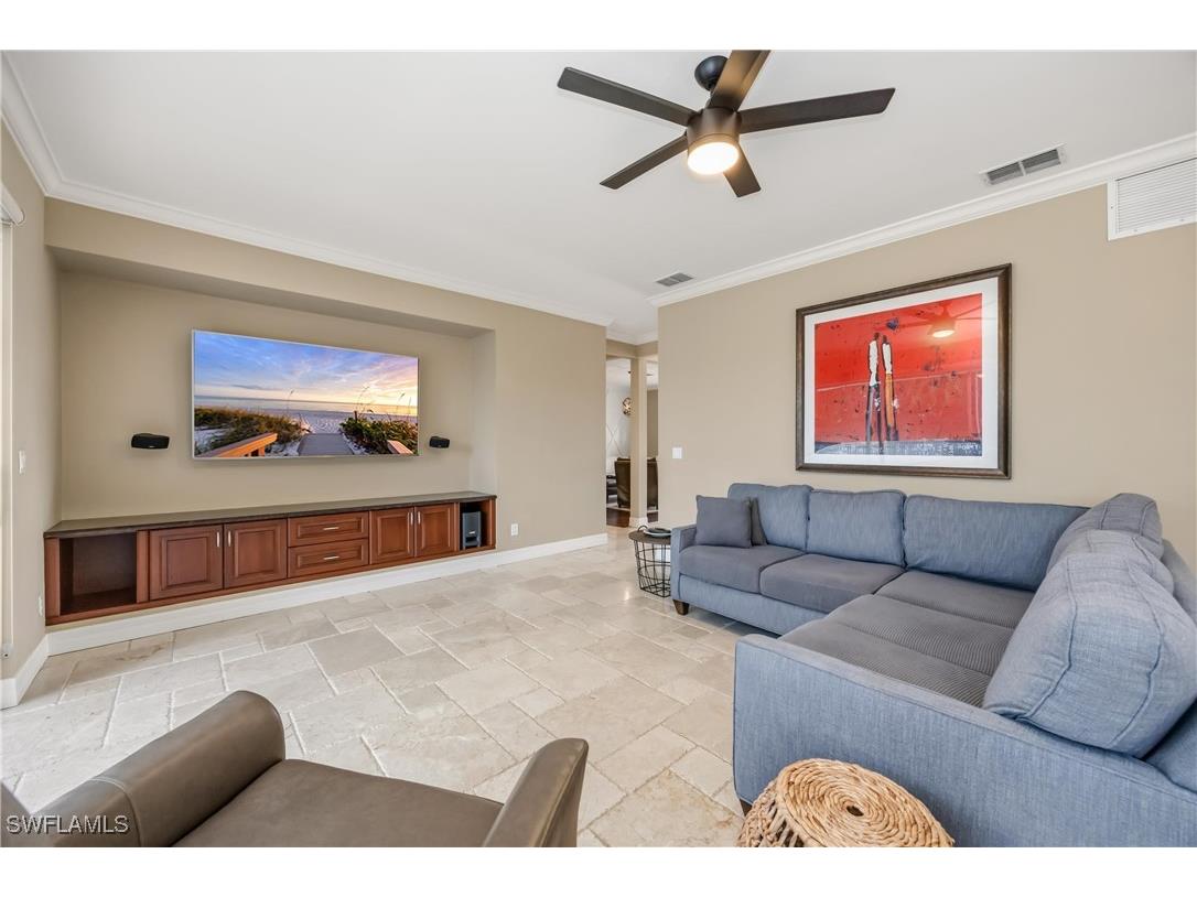 2066 Imperial Circle Naples FL 34110 225074570 image10