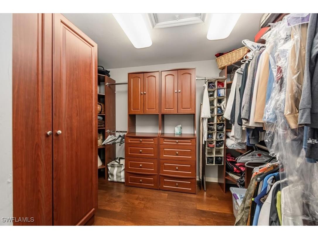 2066 Imperial Circle Naples FL 34110 225074570 image15