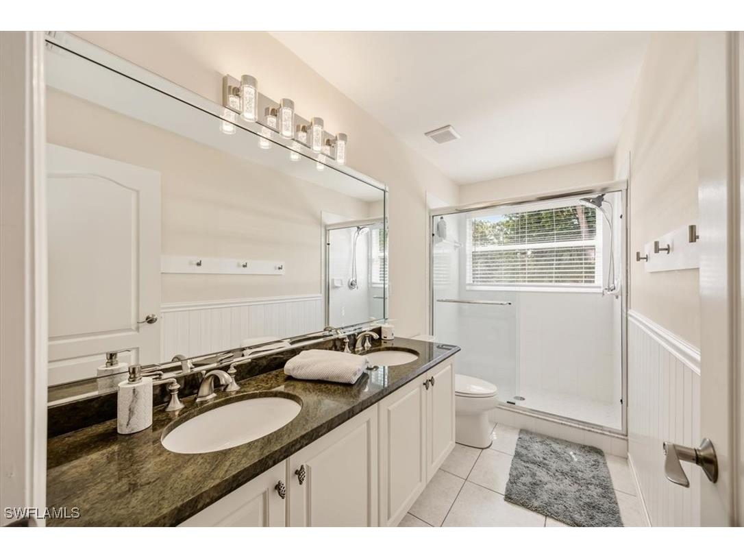 2066 Imperial Circle Naples FL 34110 225074570 image22