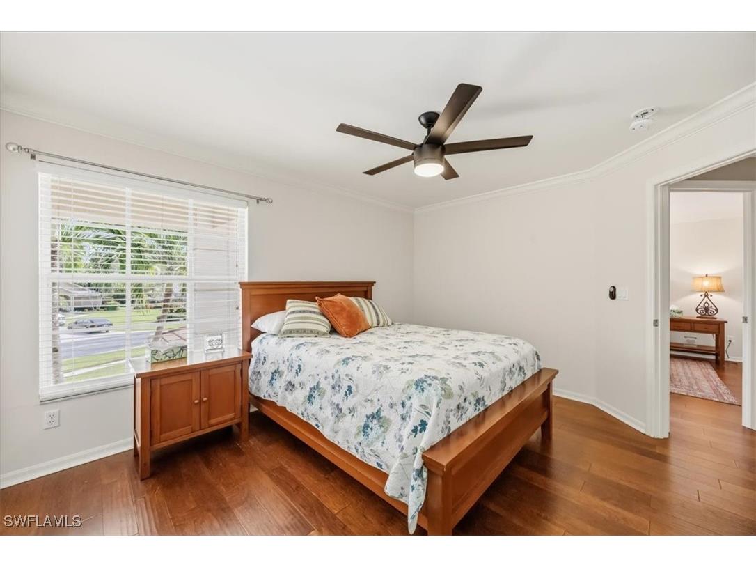 2066 Imperial Circle Naples FL 34110 225074570 image23