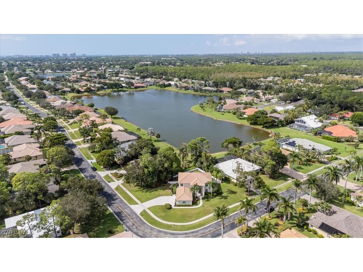 2066 Imperial Circle Naples FL 34110 225074570 image27