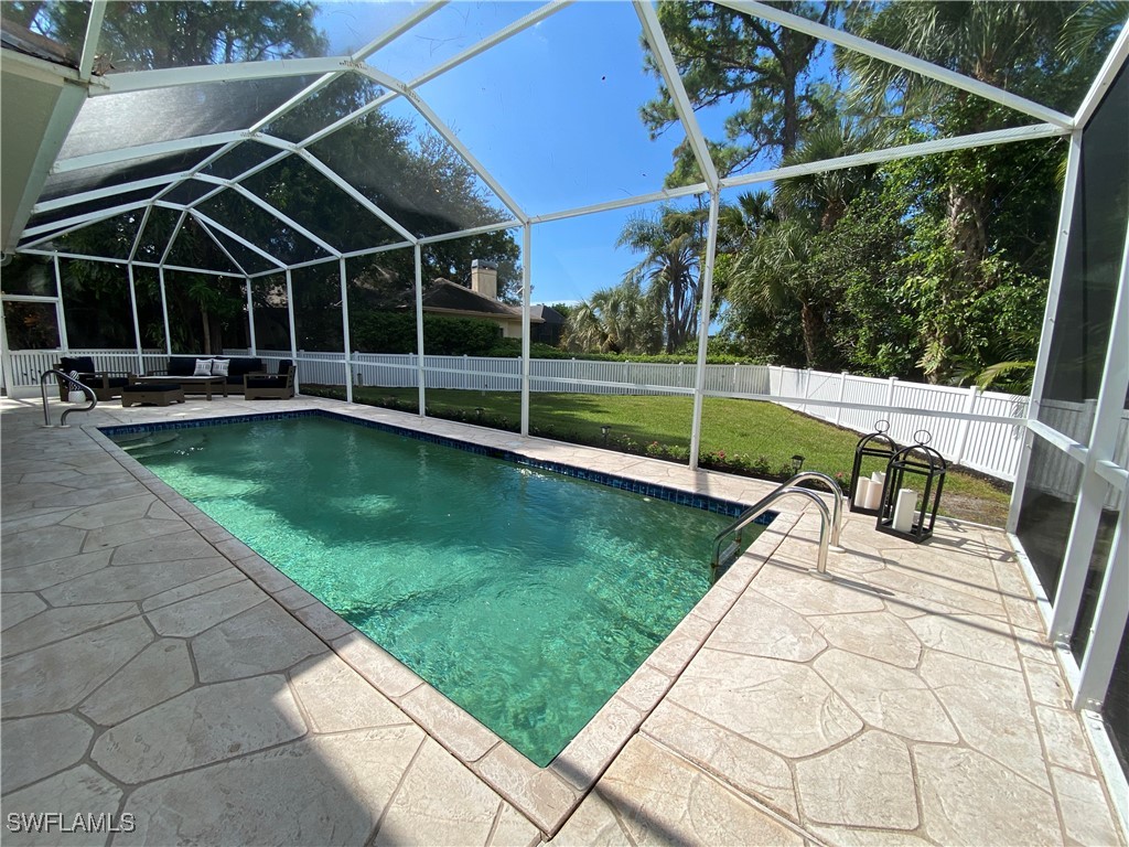 2066 Imperial Circle Naples FL 34110 225074570 image3