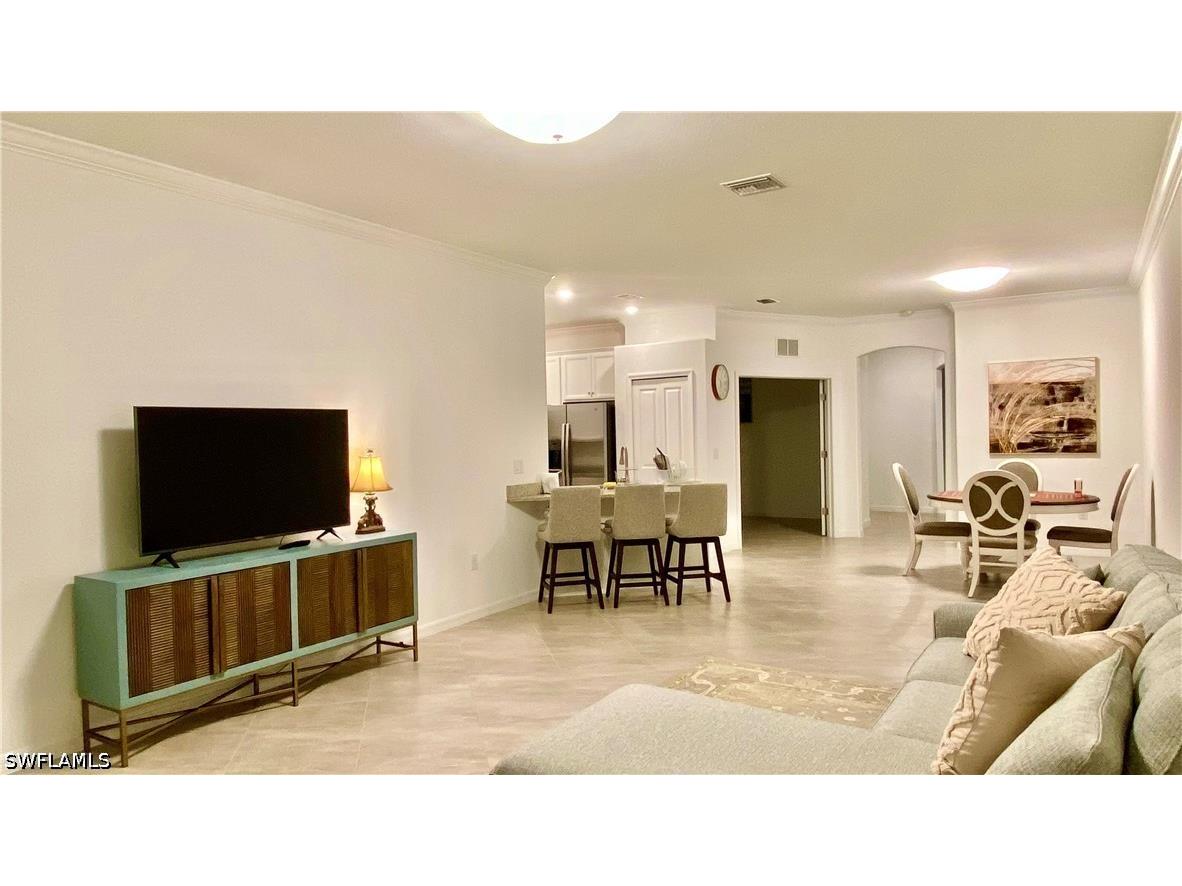 2066 Tamarron Lane Naples FL 34120 226022701 image1