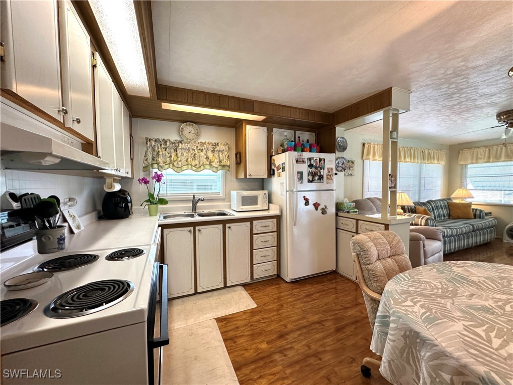 20660 Port Drive Estero FL 33928 225027377 image7