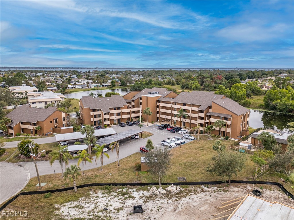 2067 W Lakeview Boulevard #8 North Fort Myers FL 33903 2025016062 image25