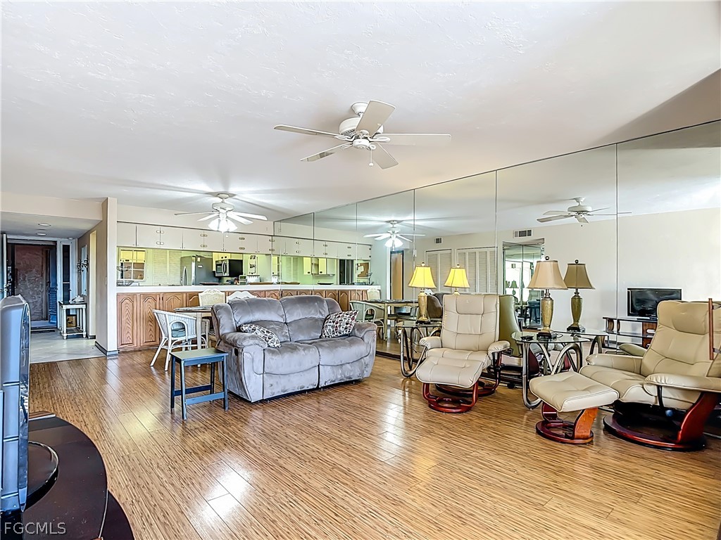 2067 W Lakeview Boulevard #9 North Fort Myers FL 33903 2026008135 image10