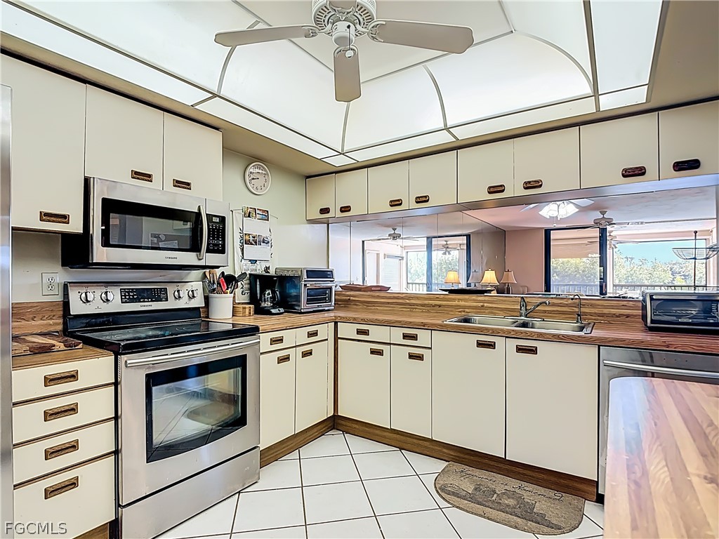 2067 W Lakeview Boulevard #9 North Fort Myers FL 33903 2026008135 image4