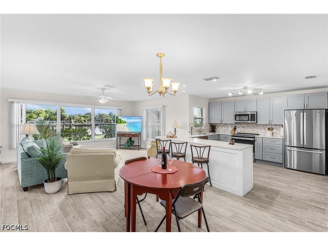 2068 Club House Road North Fort Myers FL 33917 2026026273 image5