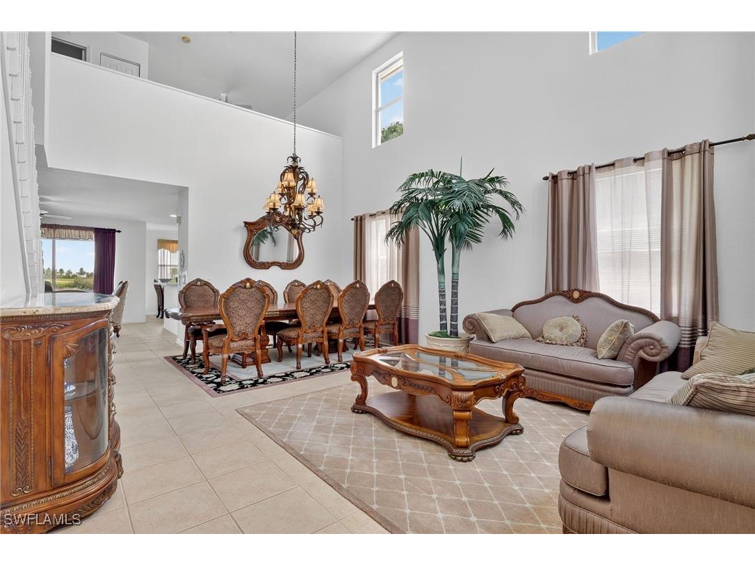 2068 Par Drive Naples FL 34120 225068921 image3