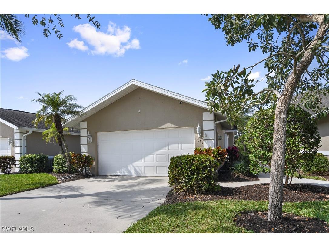 2069 Crown Pointe Boulevard W Naples FL 34112 223013566 image1