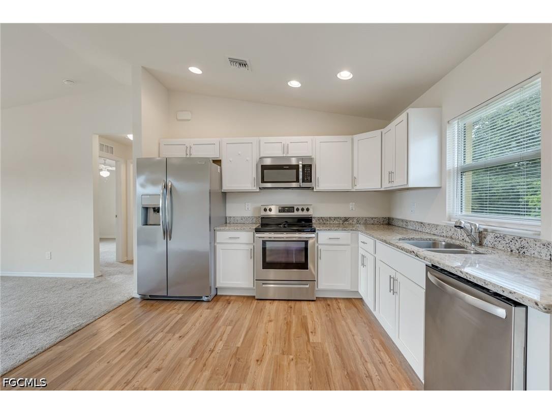 2069 Detroit Drive Labelle FL 33935 2026024003 image5