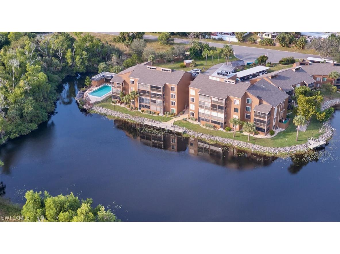 2069 W Lakeview Boulevard #4 North Fort Myers FL 33903 224001418 image1