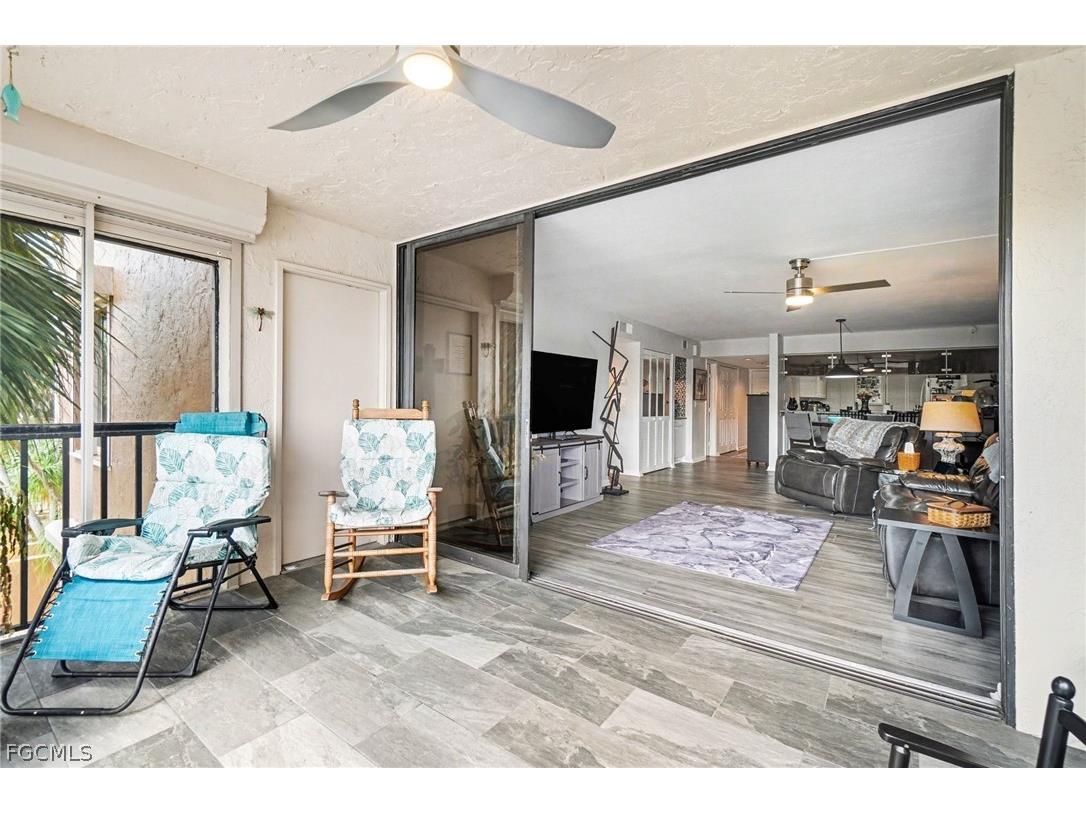 2069 W Lakeview Boulevard #5 North Fort Myers FL 33903 2026010352 image14