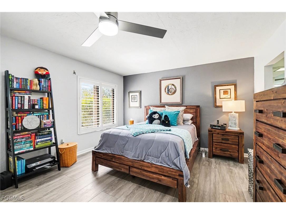 2069 W Lakeview Boulevard #5 North Fort Myers FL 33903 2026010352 image16