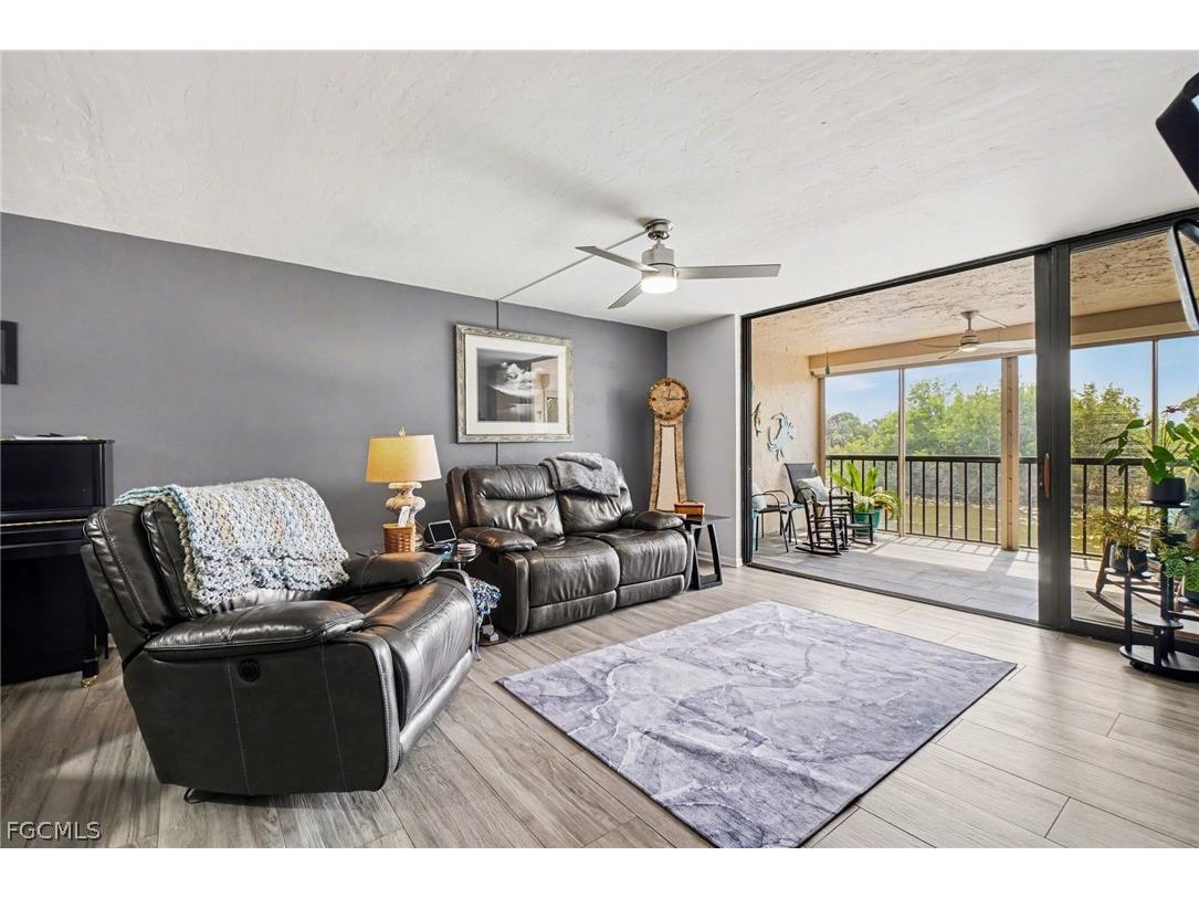 2069 W Lakeview Boulevard #5 North Fort Myers FL 33903 2026010352 image5