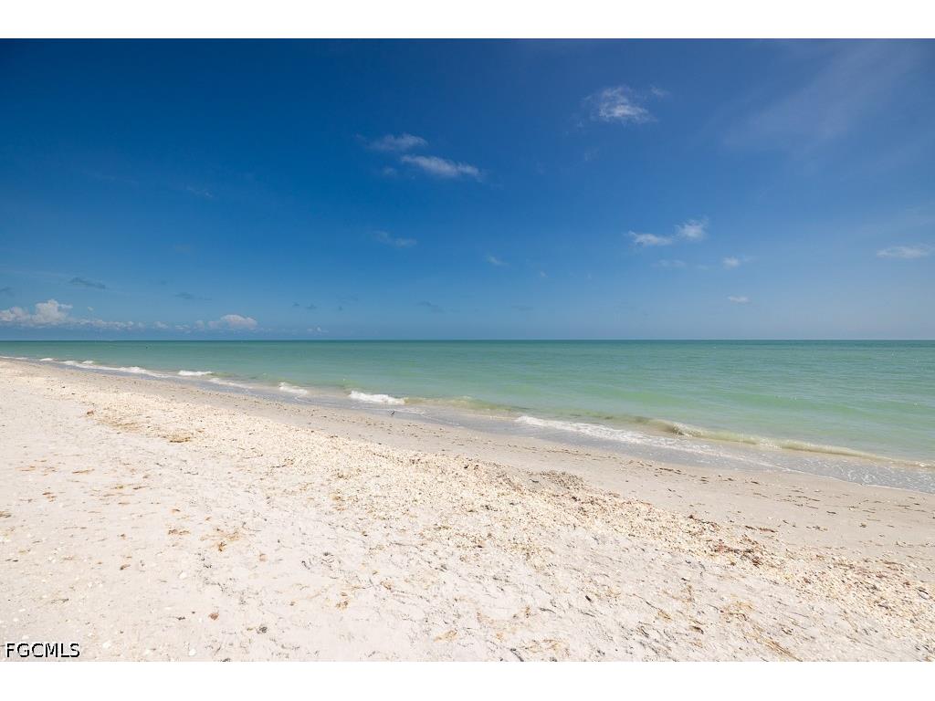 207 Daniel Drive Sanibel FL 33957 2026019271 image48