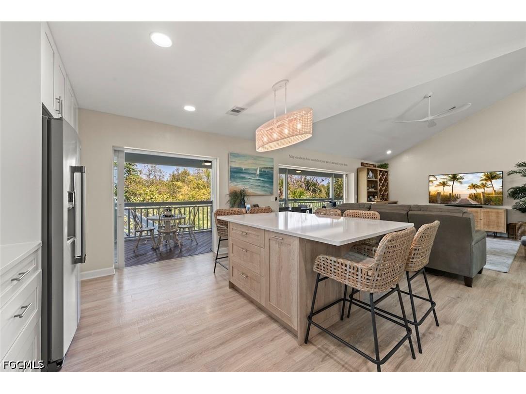 207 Daniel Drive Sanibel FL 33957 2026019271 image5