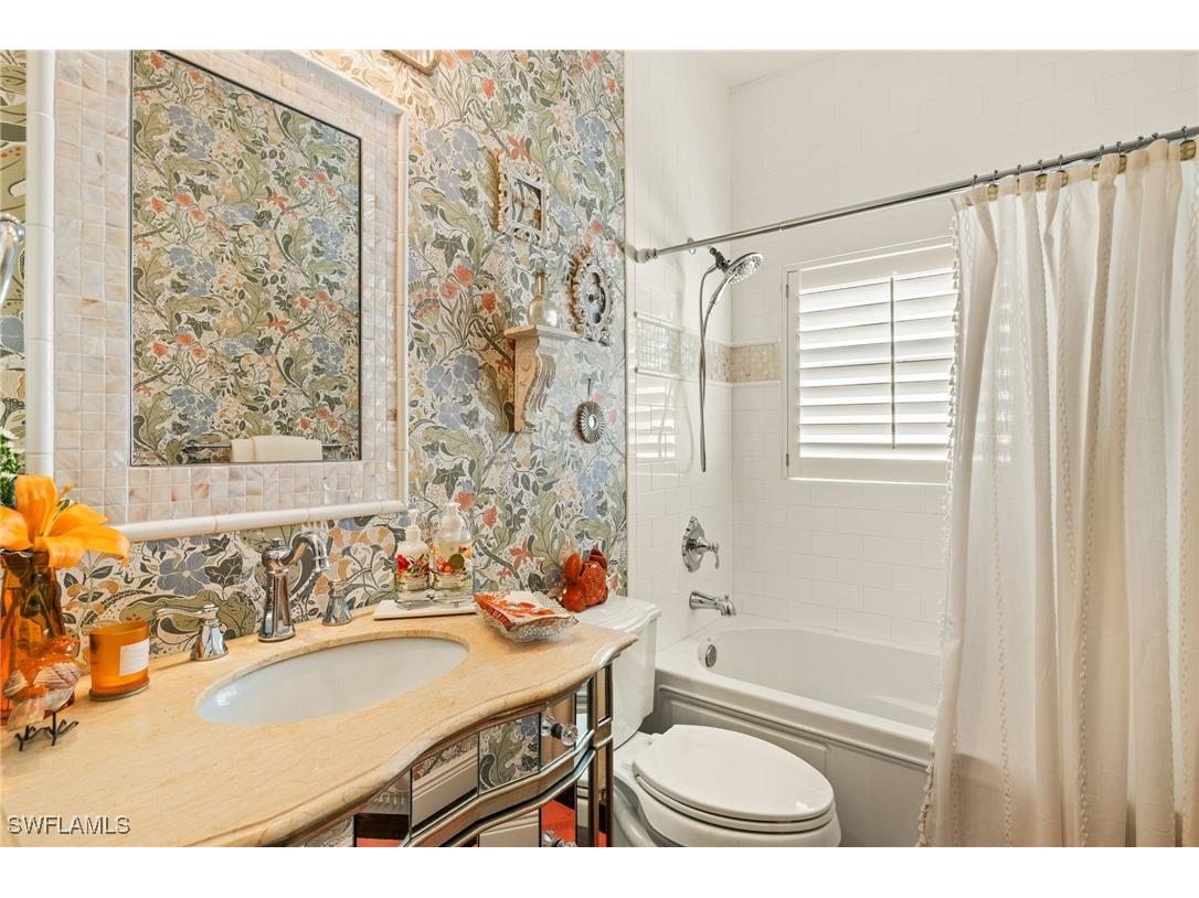 207 Glen Eagle Circle Naples FL 34104 225077028 image15