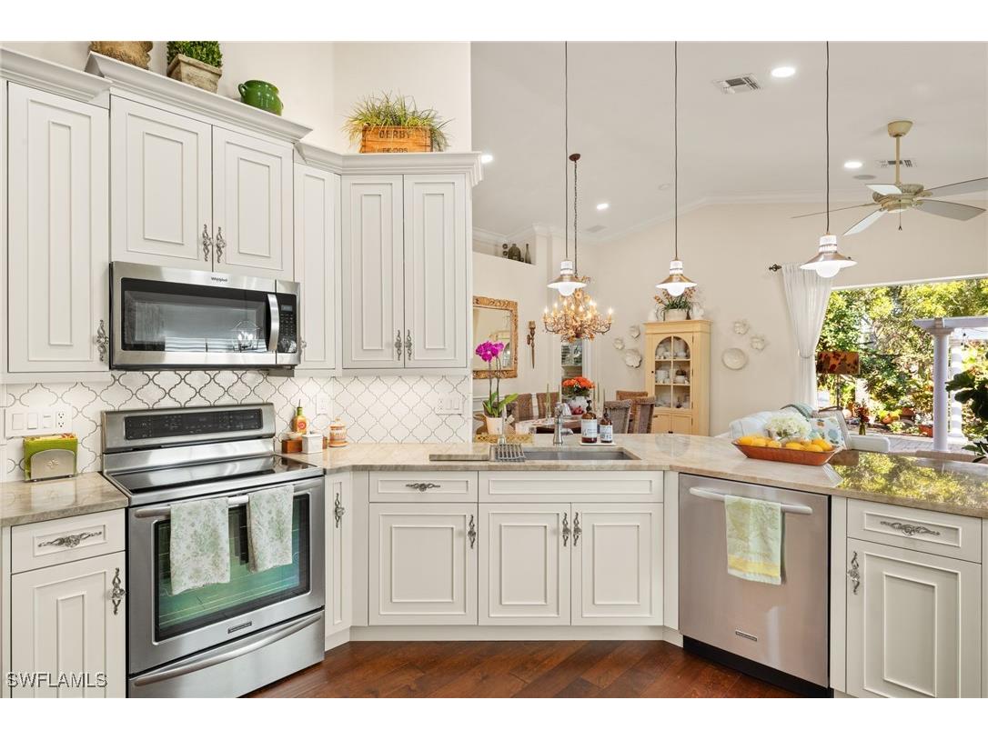 207 Glen Eagle Circle Naples FL 34104 225077028 image3