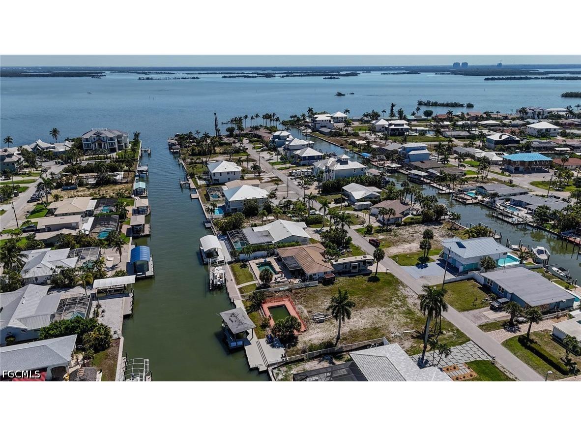 207 Ibis Street Fort Myers Beach FL 33931 2026021256 image16