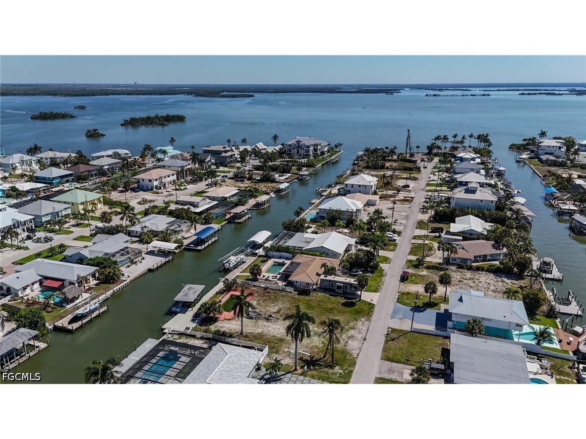 207 Ibis Street Fort Myers Beach FL 33931 2026021256 image17