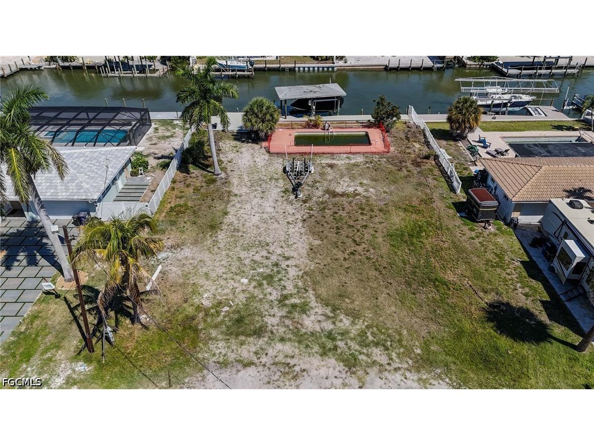 207 Ibis Street Fort Myers Beach FL 33931 2026021256 image6