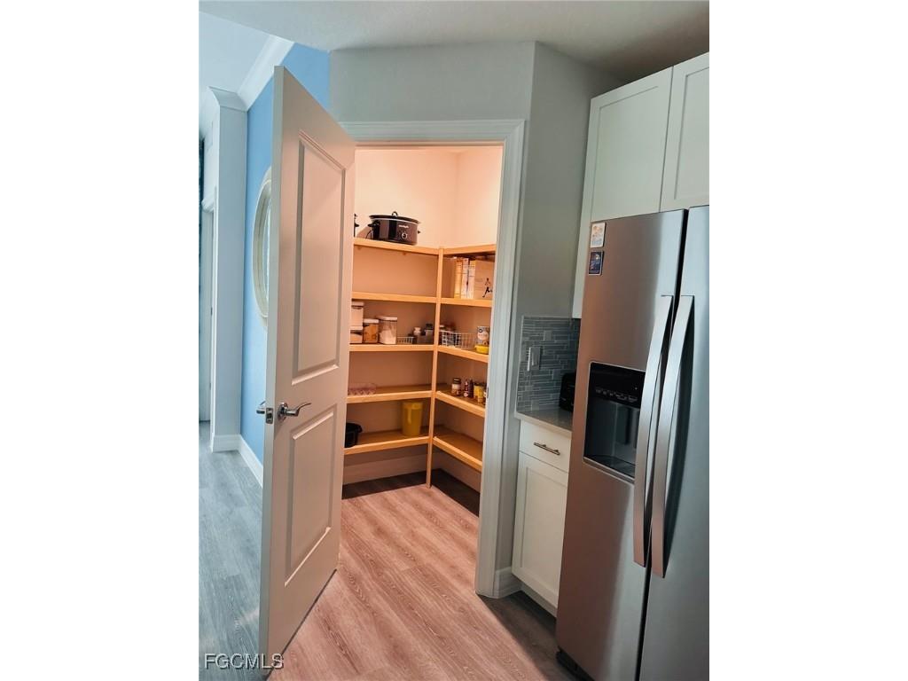 207 Indies Drive E #101 Naples FL 34114 2025004626 image6